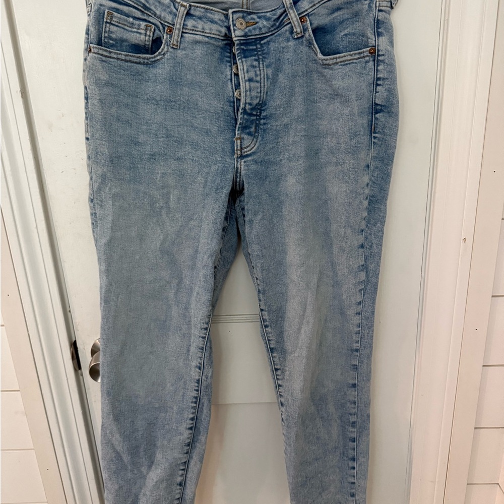 Old Navy Light Blue Straight Leg Jeans